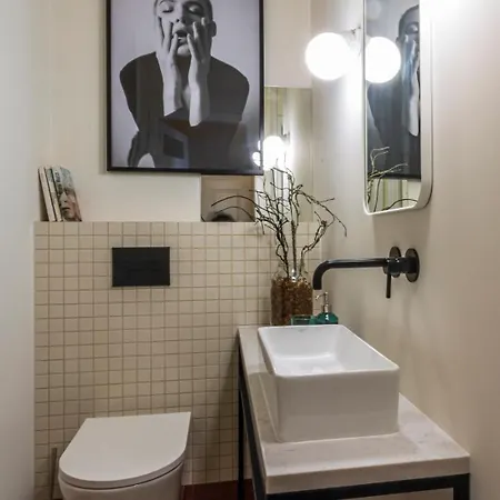 Barbican Old Town Apartman *